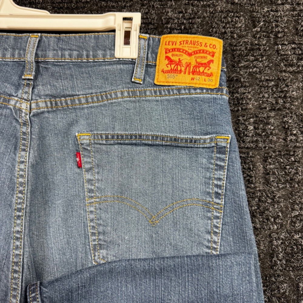 Levis 505 Regular Fit Straight Leg Blue Denim Jeans Mens 42x30 Medium Wash